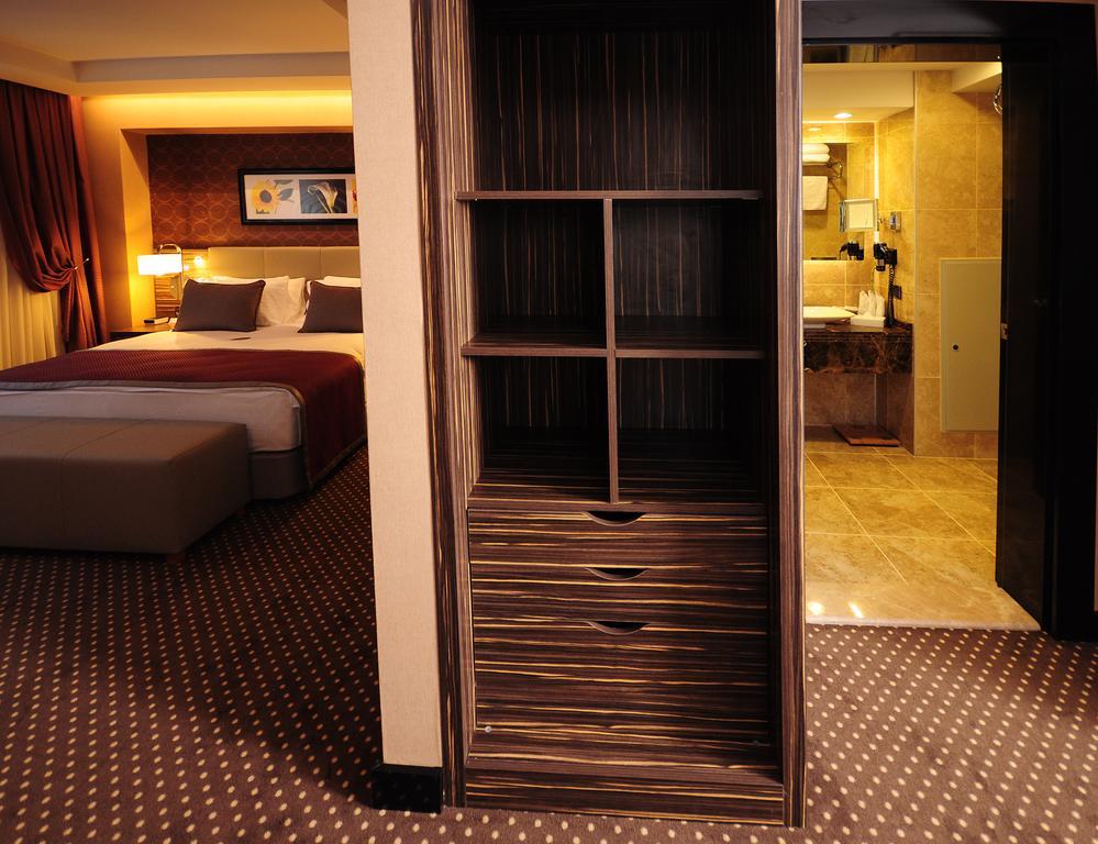 Hotel Ramada Plaza By Wyndham Izmit Kocaeli Zewnętrze zdjęcie A room at the hotel