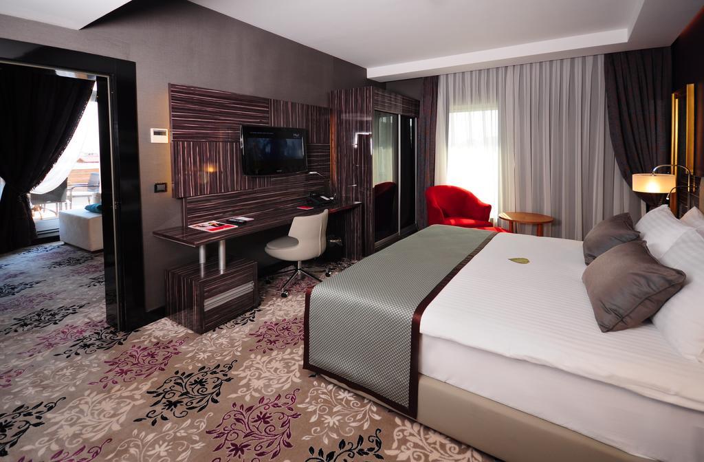 Hotel Ramada Plaza By Wyndham Izmit Kocaeli Pokój zdjęcie Suite