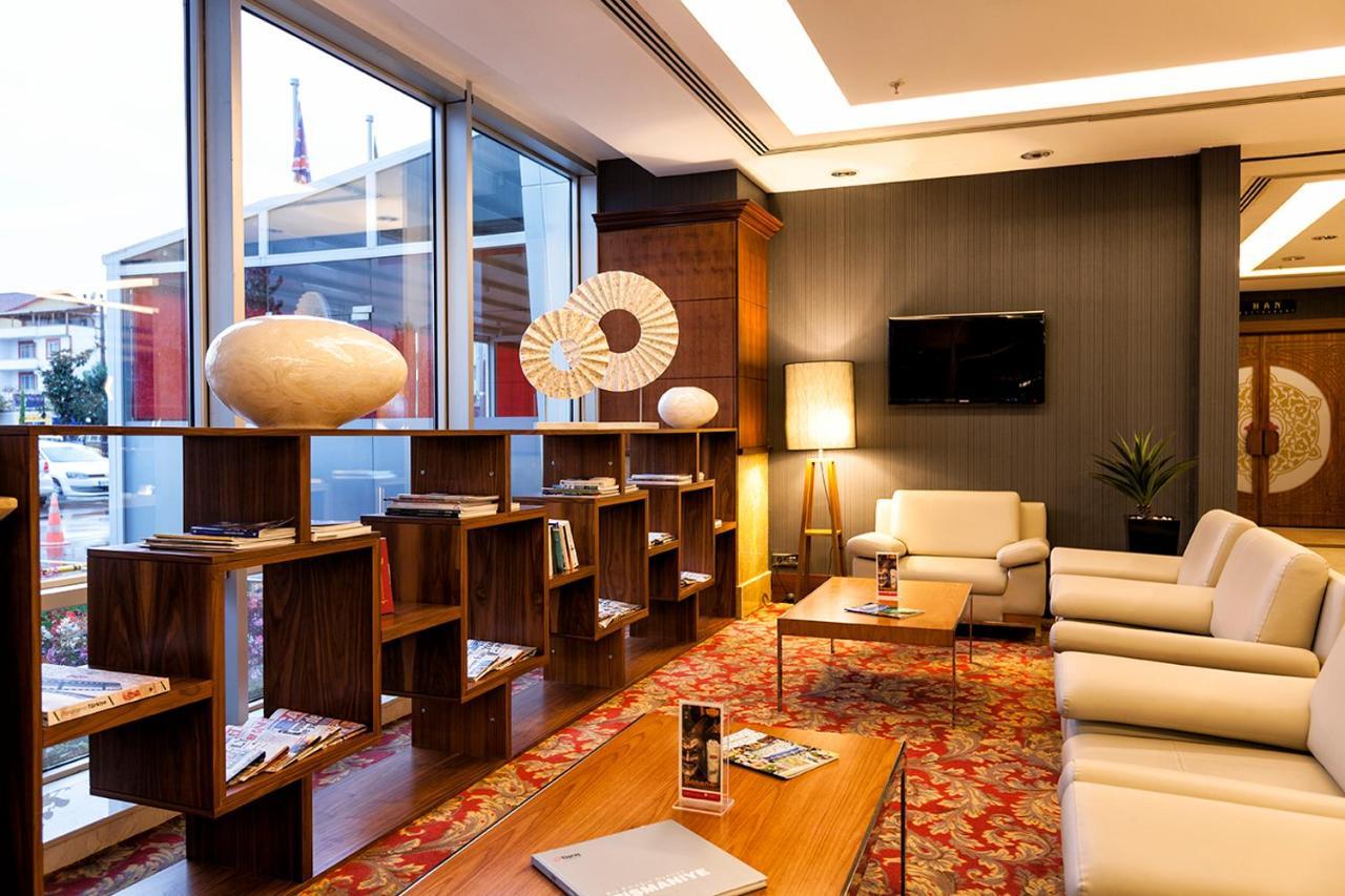 Hotel Ramada Plaza By Wyndham Izmit Kocaeli Zewnętrze zdjęcie The lounge at the airport